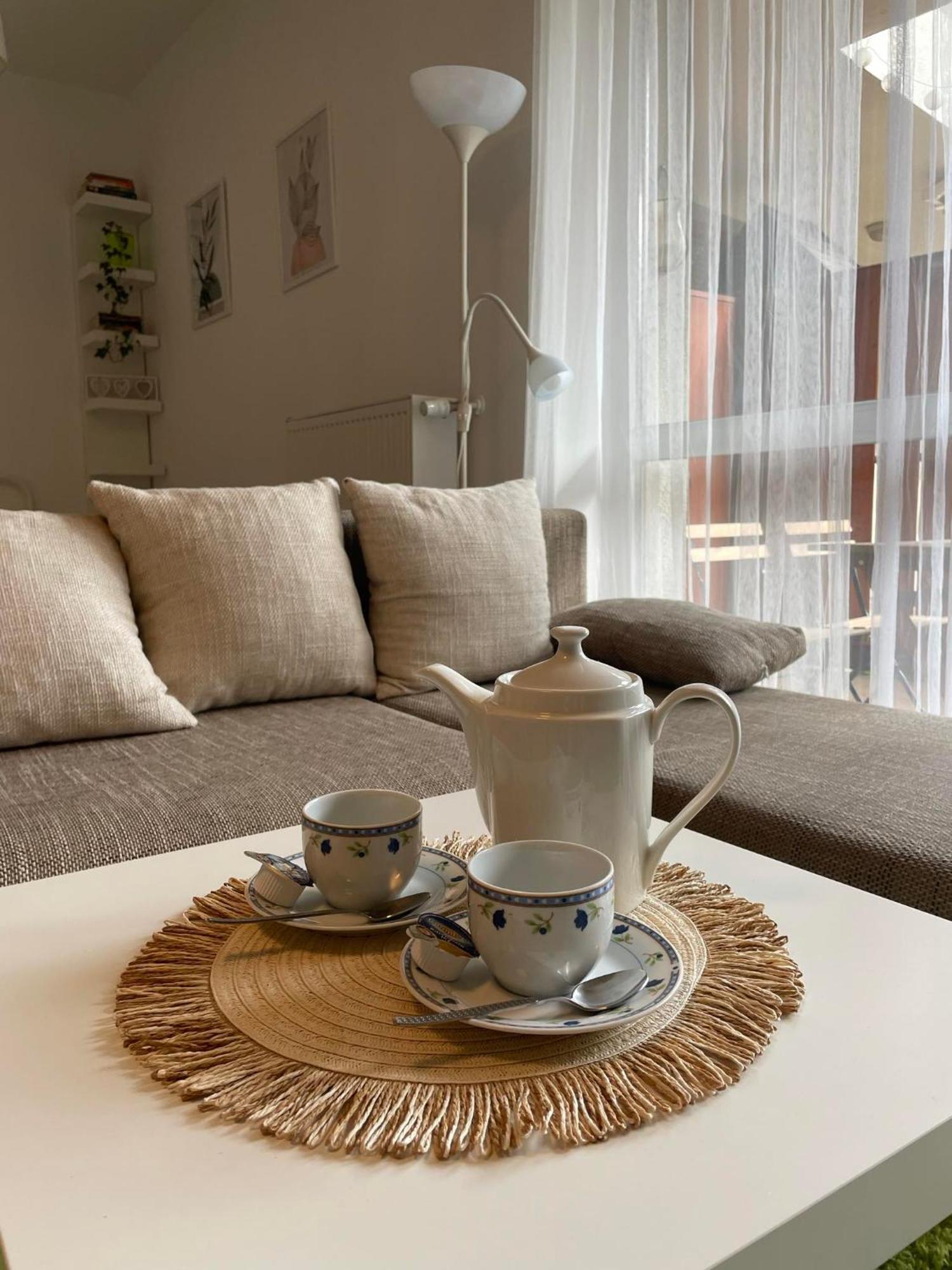 Green City Apartment Budapest - Free Garage, Ac, Balcony, Wi-Fi Exterior foto