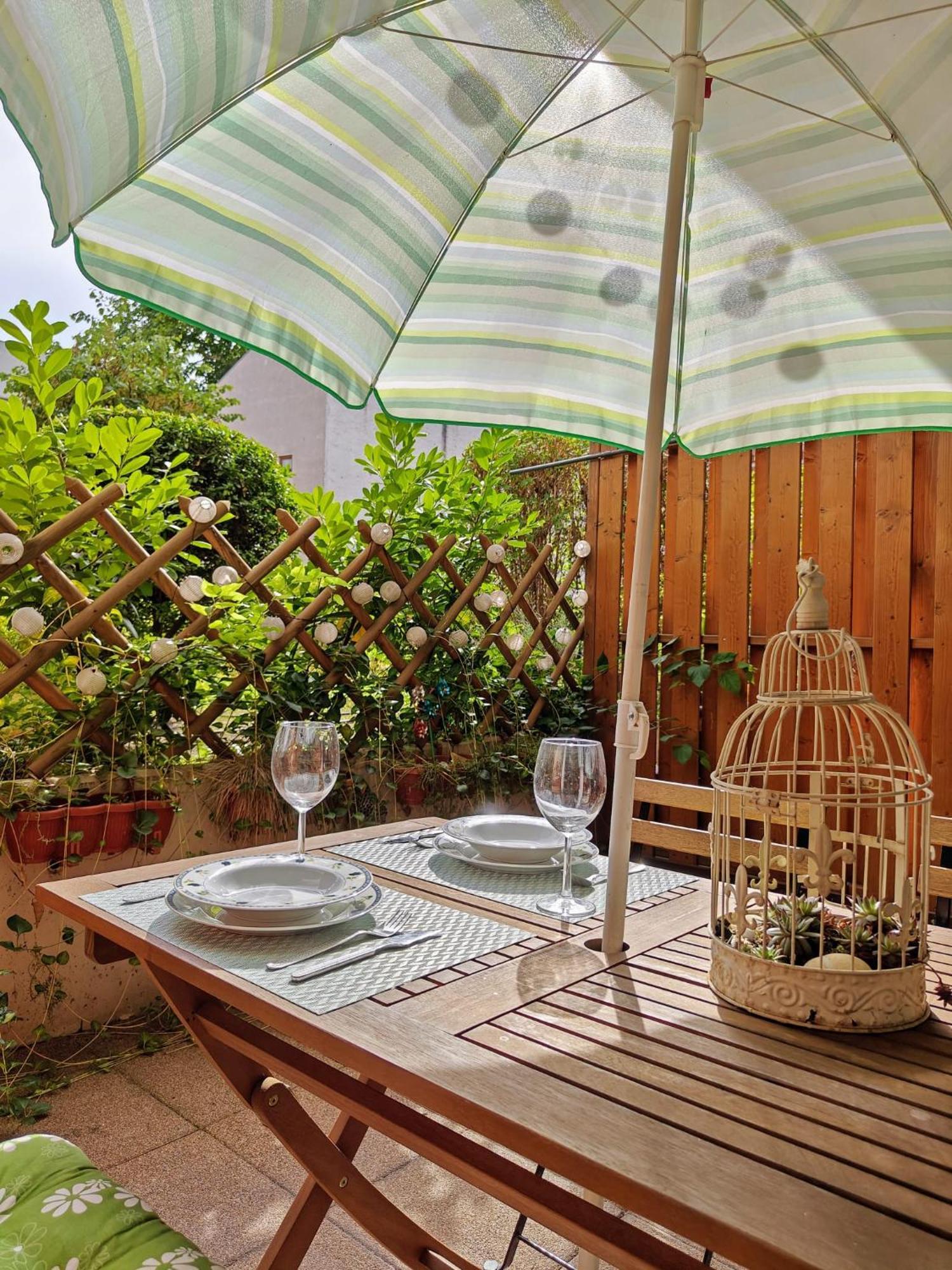 Green City Apartment Budapest - Free Garage, Ac, Balcony, Wi-Fi Exterior foto