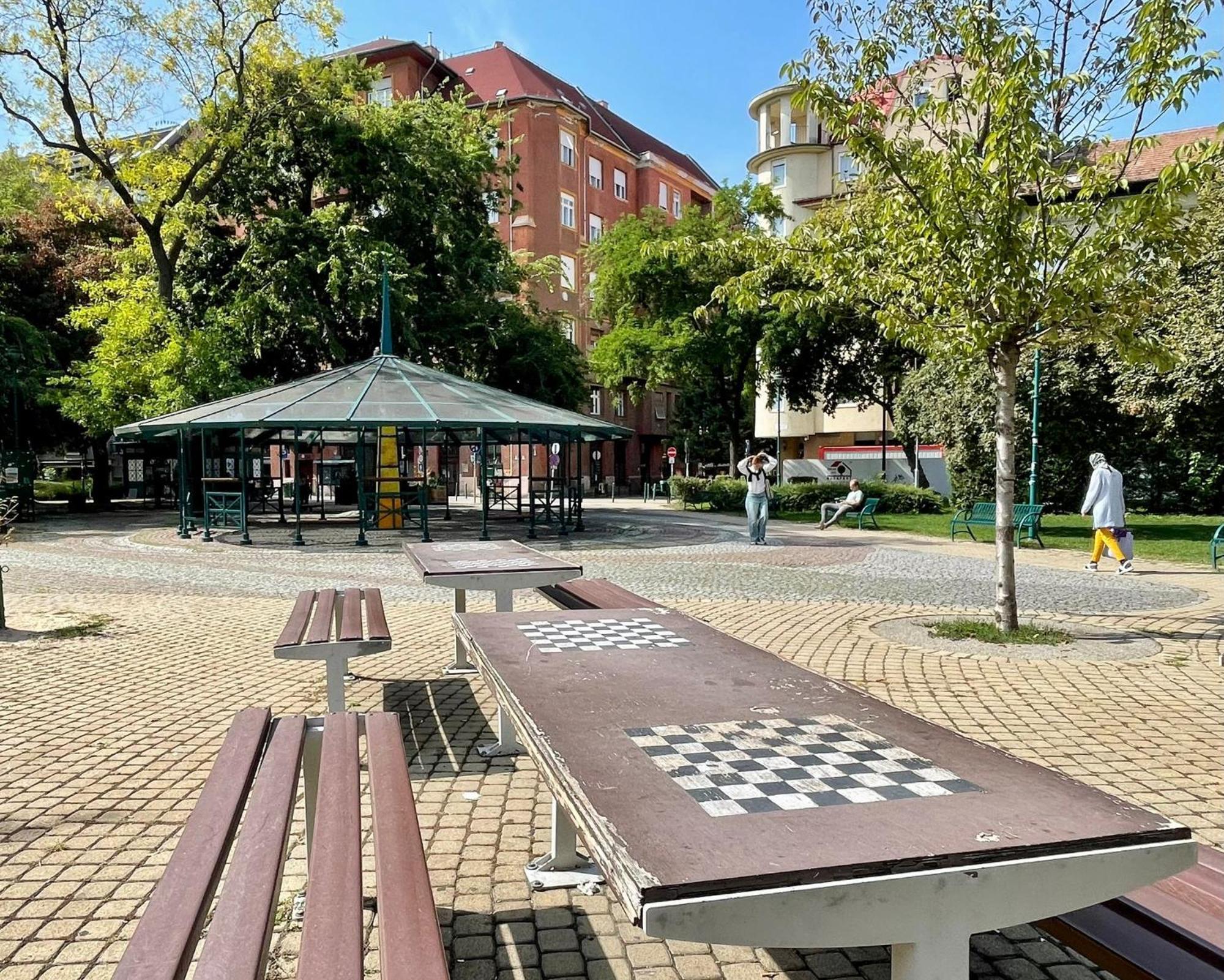 Green City Apartment Budapest - Free Garage, Ac, Balcony, Wi-Fi Exterior foto